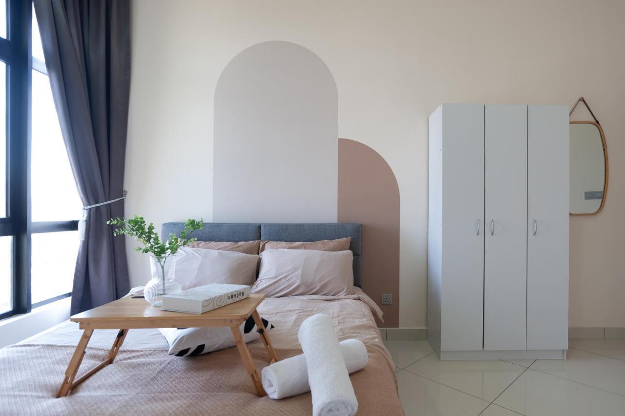 J Dupion By Wefiehome Pangsapuri